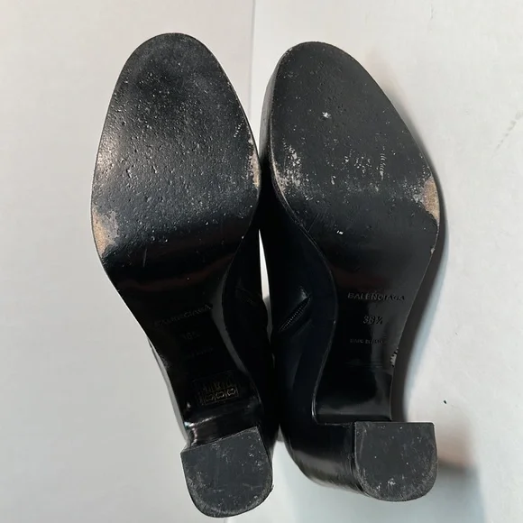 Balenciaga Black Leather Heel Boots - Picture 6 of 11